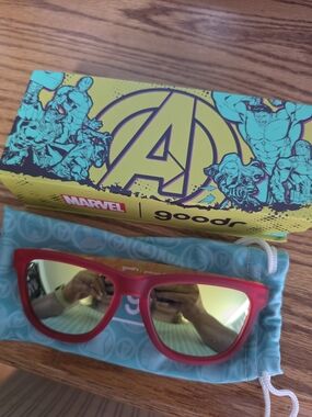 Marvel x Goodr Red Sunglasses with Mirrored Lenses "J.A.R.V.I.S. Vision"